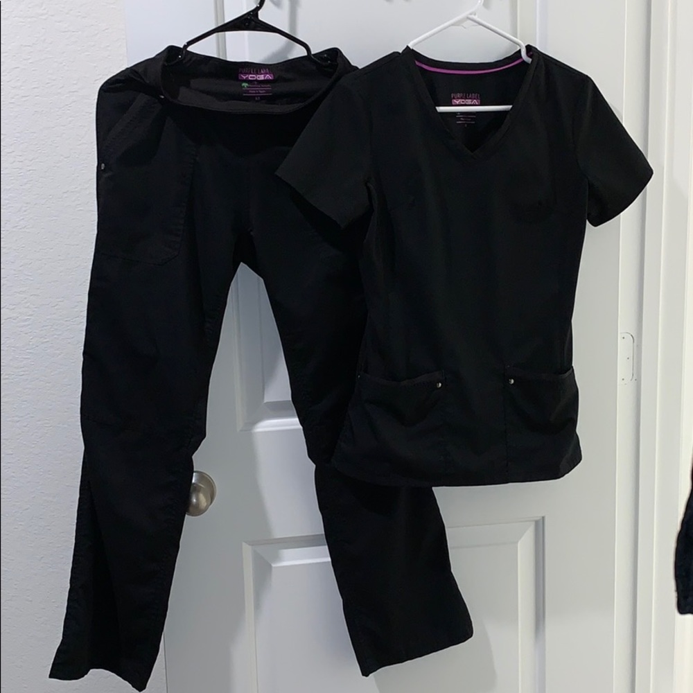 Healing hands Black scrubs xs SET